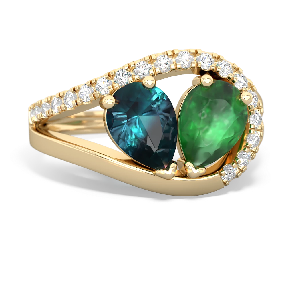 Alexandrite Nestled Heart Keepsake 14K Yellow Gold ring R5650