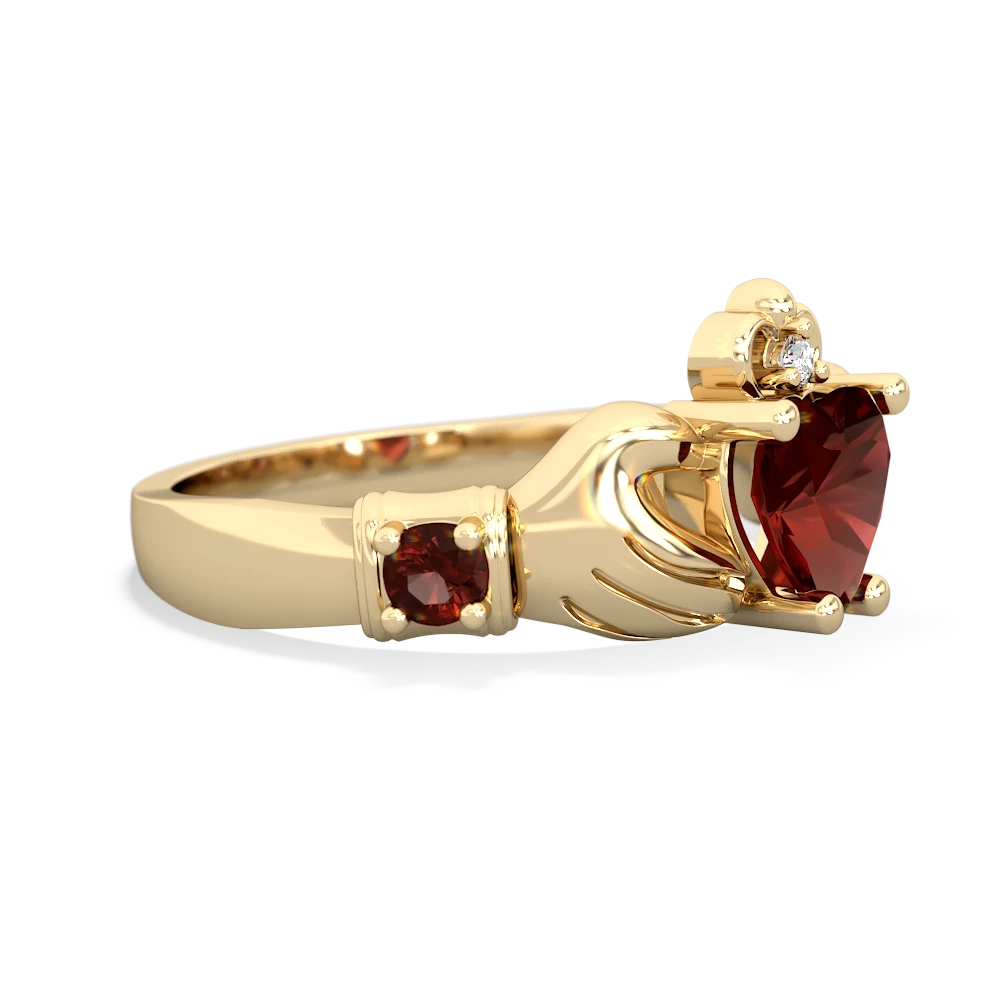 Lab Ruby Claddagh Keepsake 14K Yellow Gold ring R5245