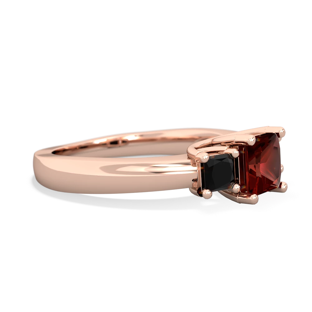 Garnet Three Stone Trellis 14K Rose Gold ring R4015