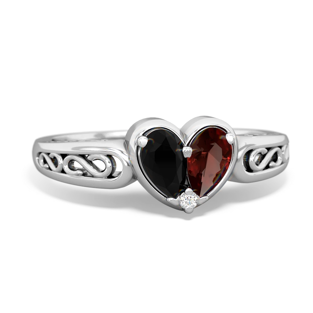 Onyx Filligree 'One Heart' 14K White Gold ring R5070