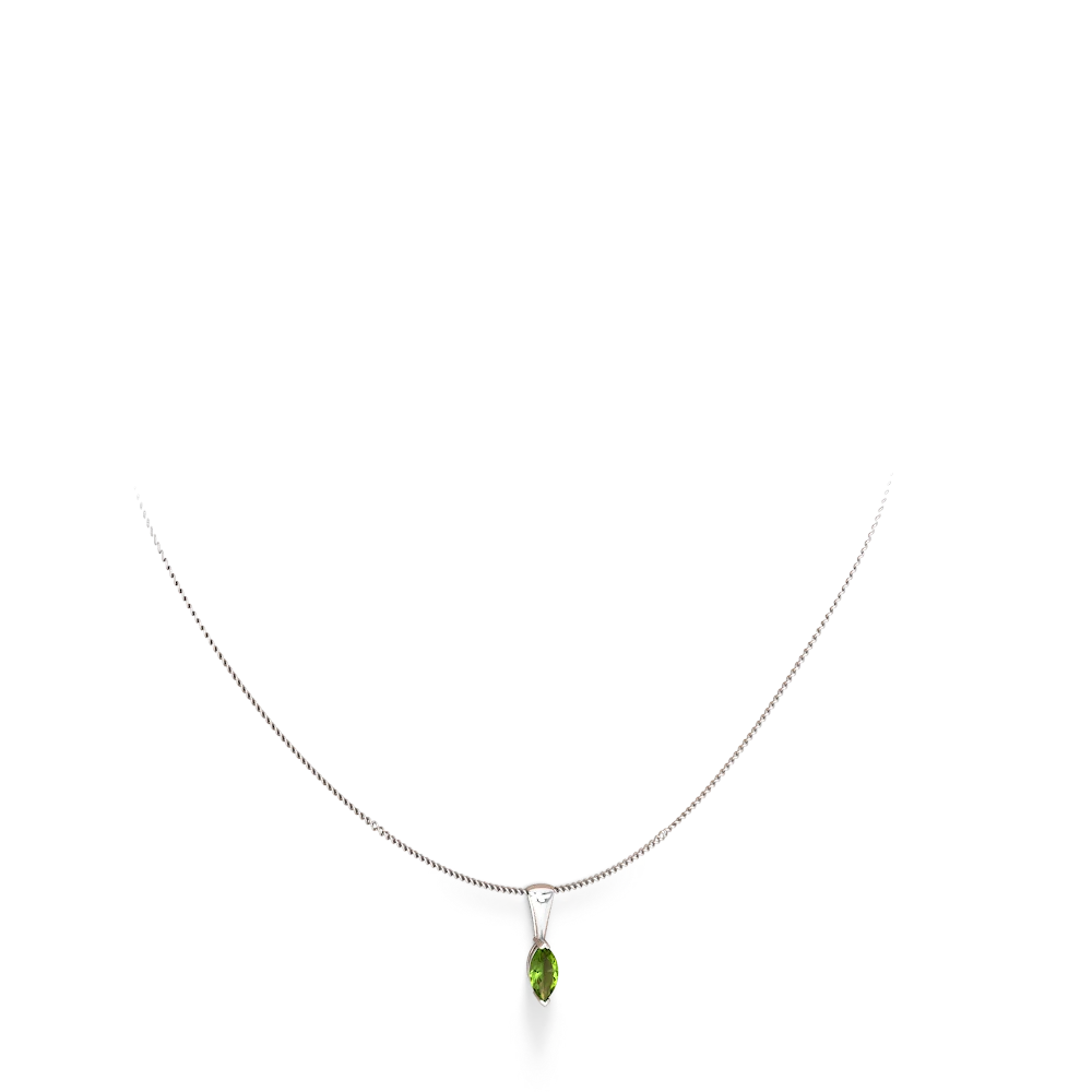 Peridot 8X4 Marquise 14K White Gold pendant P1701