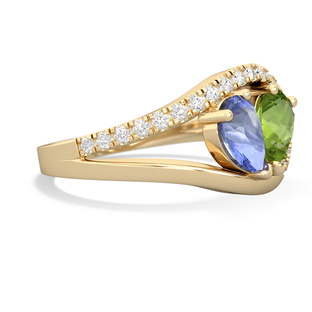 Tanzanite Nestled Heart Keepsake 14K Yellow Gold ring R5650