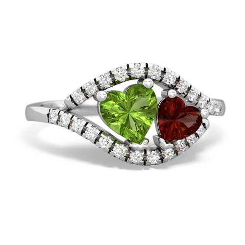 peridot-garnet mother child ring