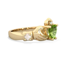 Peridot Claddagh Keepsake 14K Yellow Gold ring R5245