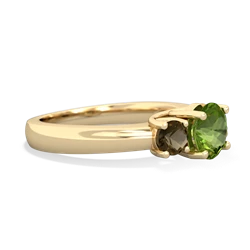 Peridot Three Stone Round Trellis 14K Yellow Gold ring R4018